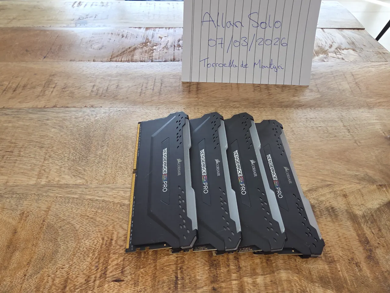 Cosair Vengeance RGB PRO 64GB - 4X 16GB